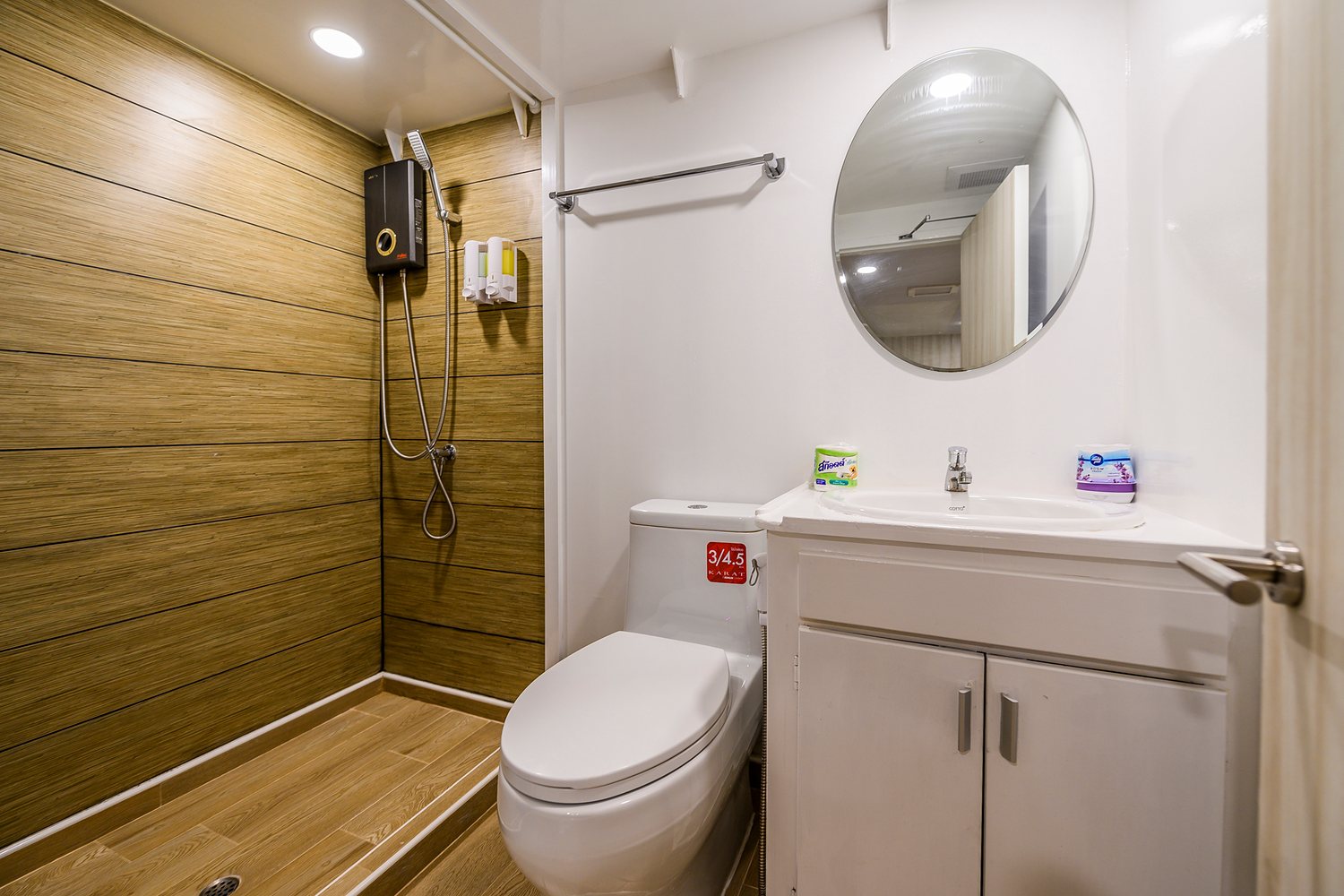 Cabin bathroom on MV Deep Andaman Queen