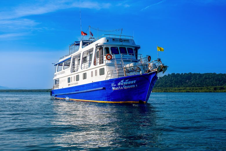Manta Queen 1: Similan liveaboard, 5 days / 4 nights