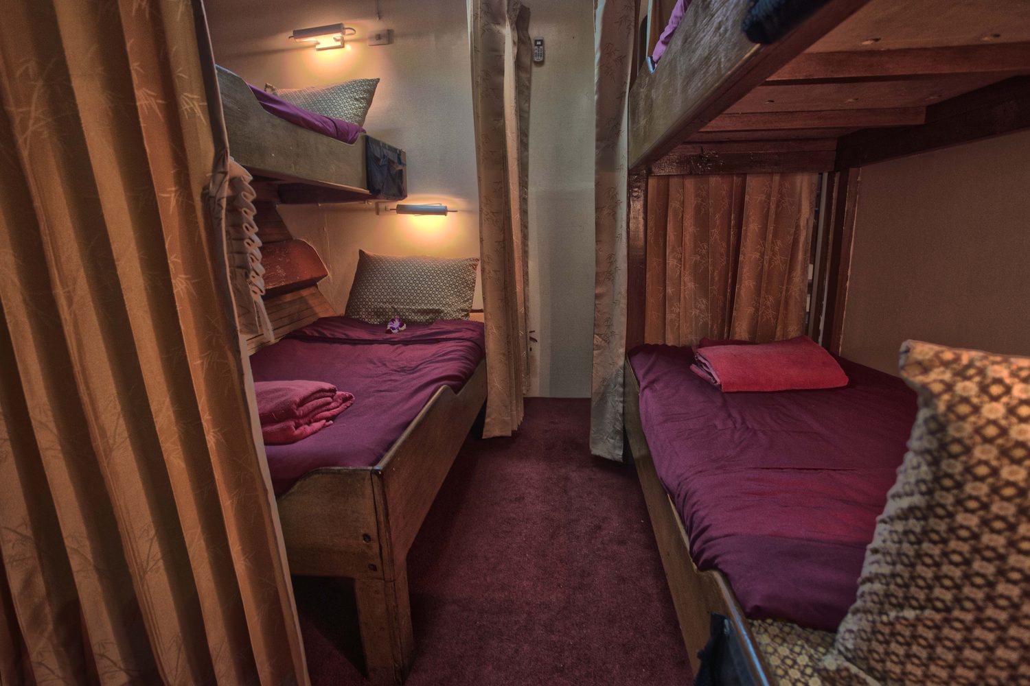 Quad cabin