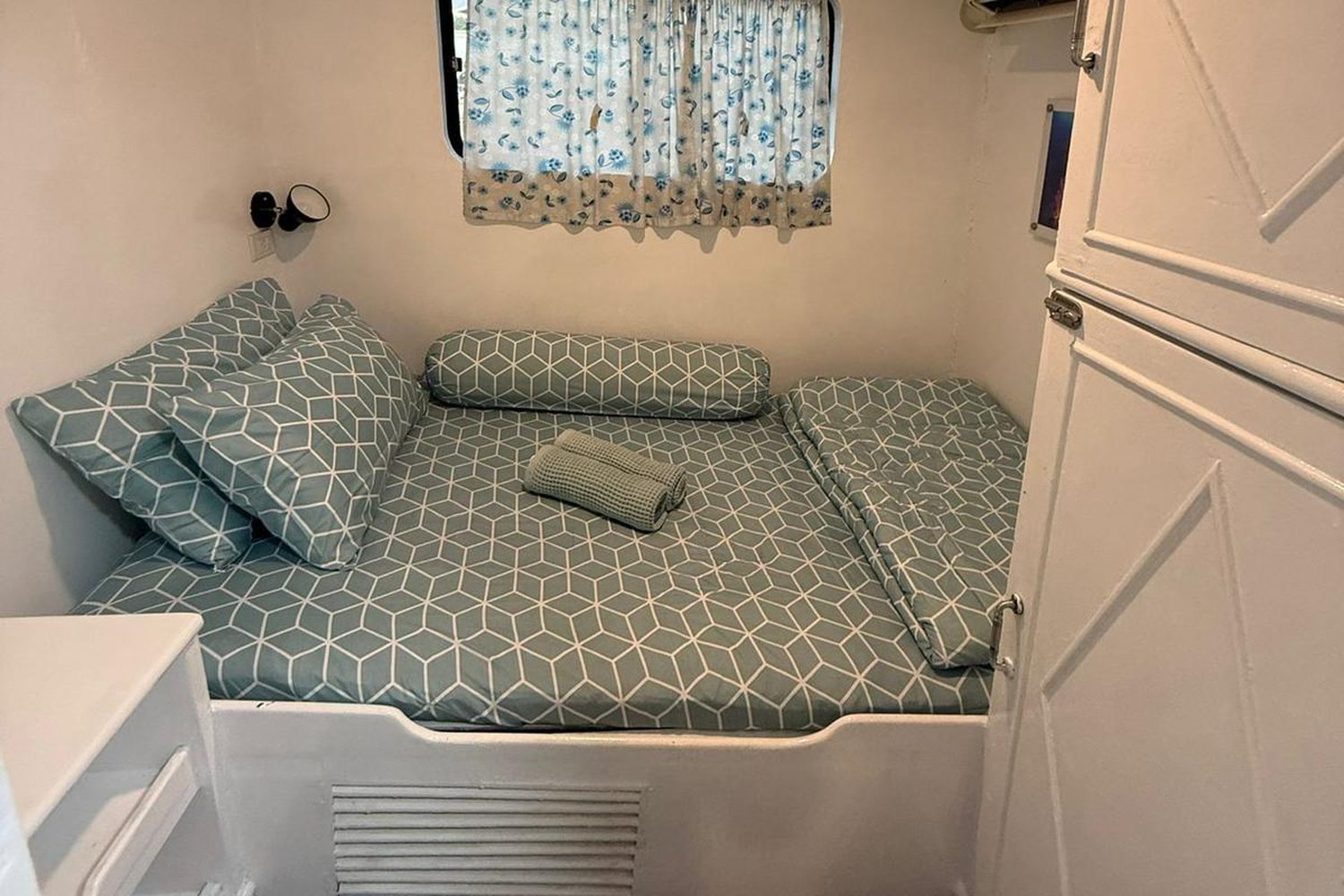 Main deck double cabin, MV Dolphin Queen