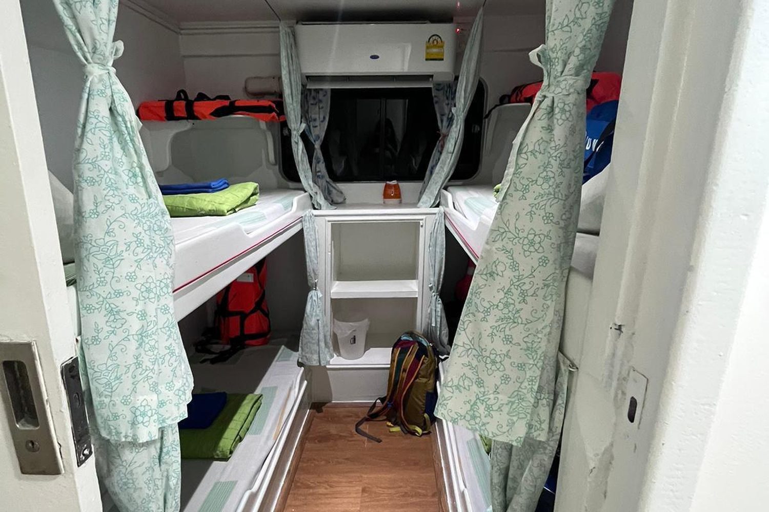 Four-berth cabin, MV Dolphin Queen